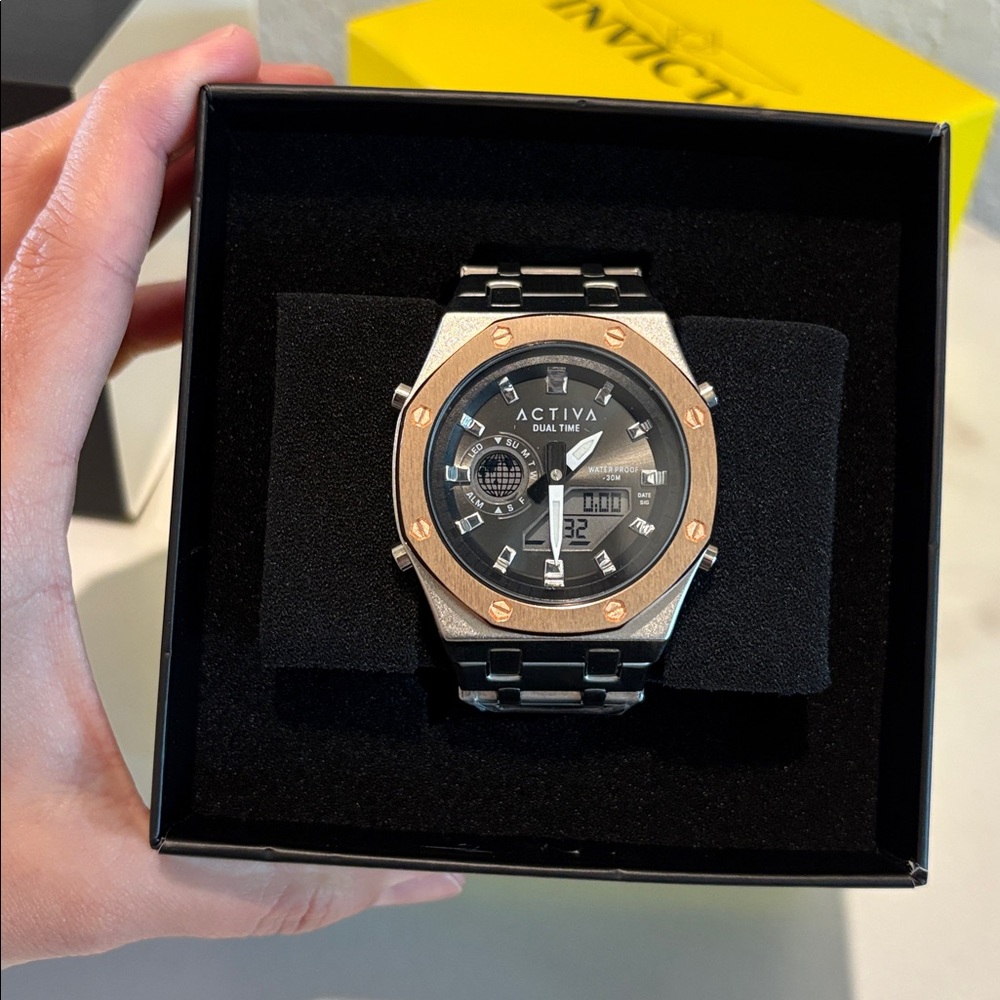NWT Activa X Invicta Digital Unisex Watch - 45.5mm, Silver - Picture 3 of 10